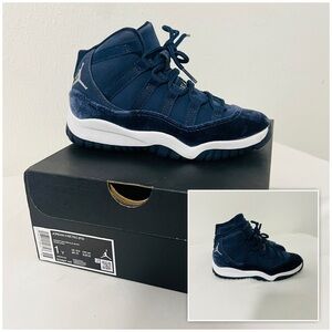 Air Jordan 11 Retro (PS) Kids Size 1Y Midnight Navy Metallic Silver DO3857-441